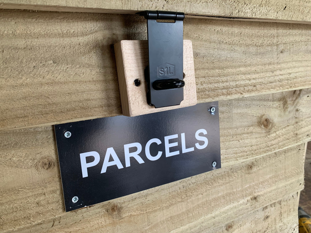 Optional PARCELS sign on Natural DelSafe wooden parcel delivery box